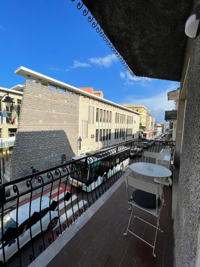 Ng Guest House Il Gallura Olbia Bagian luar foto