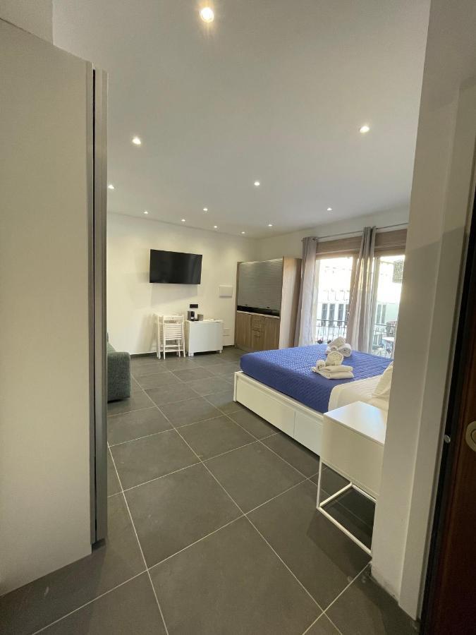 Ng Guest House Il Gallura Olbia Bagian luar foto