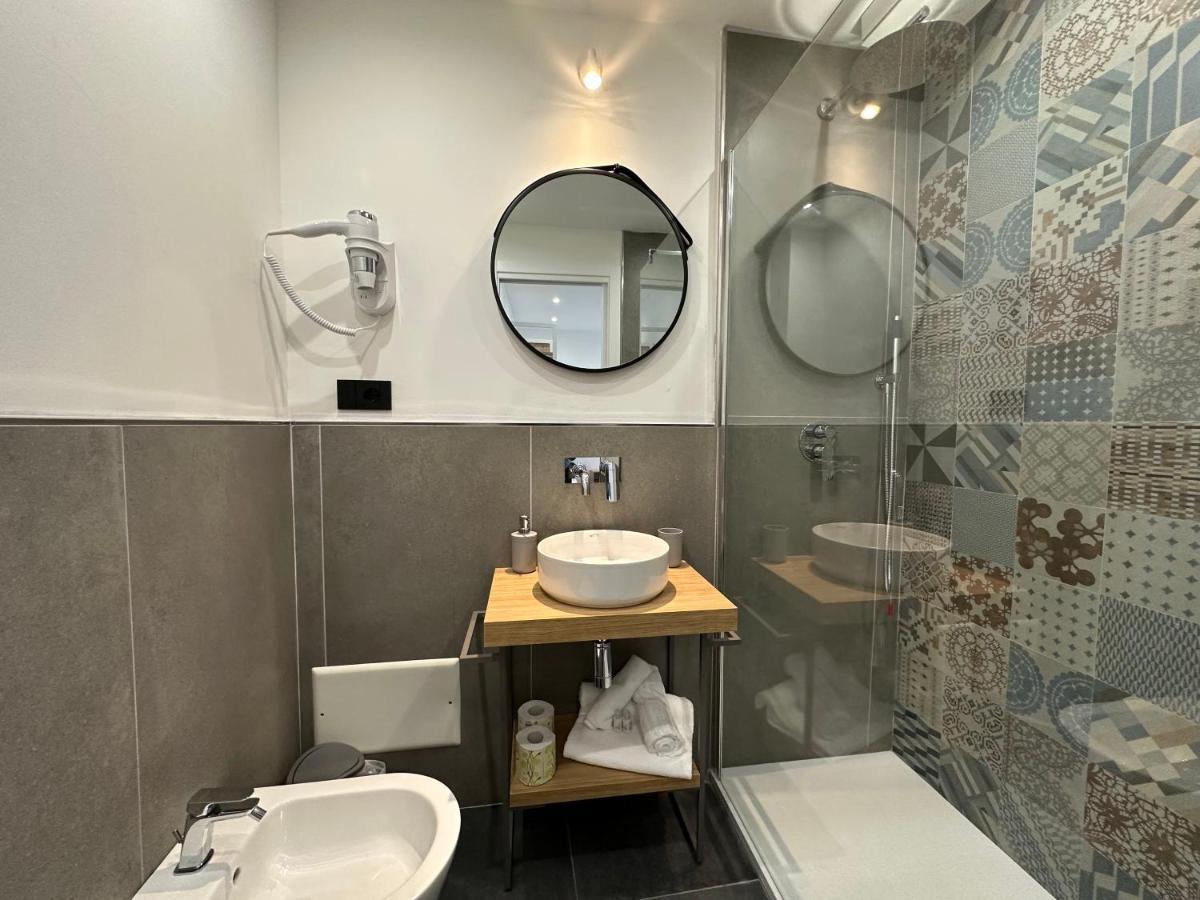 Ng Guest House Il Gallura Olbia Bagian luar foto