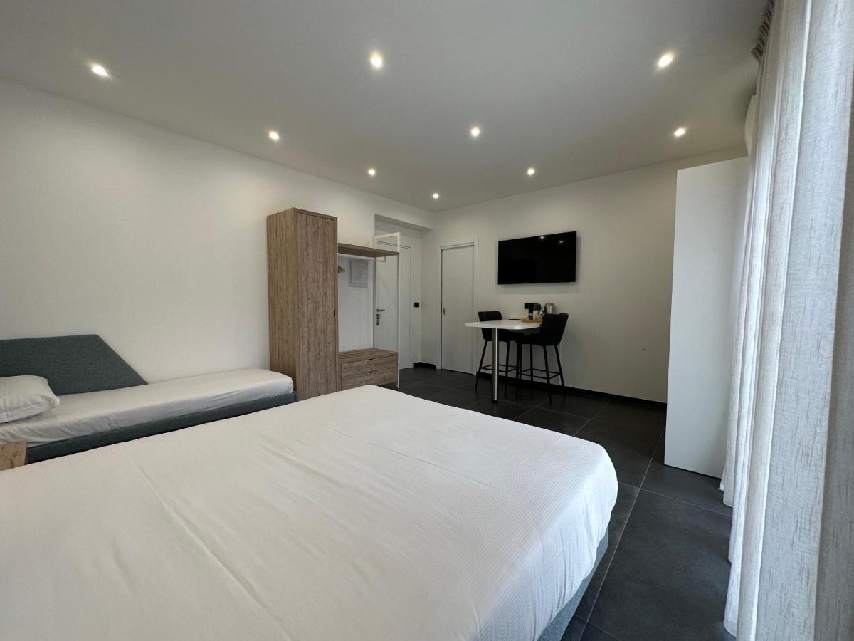 Ng Guest House Il Gallura Olbia Bagian luar foto