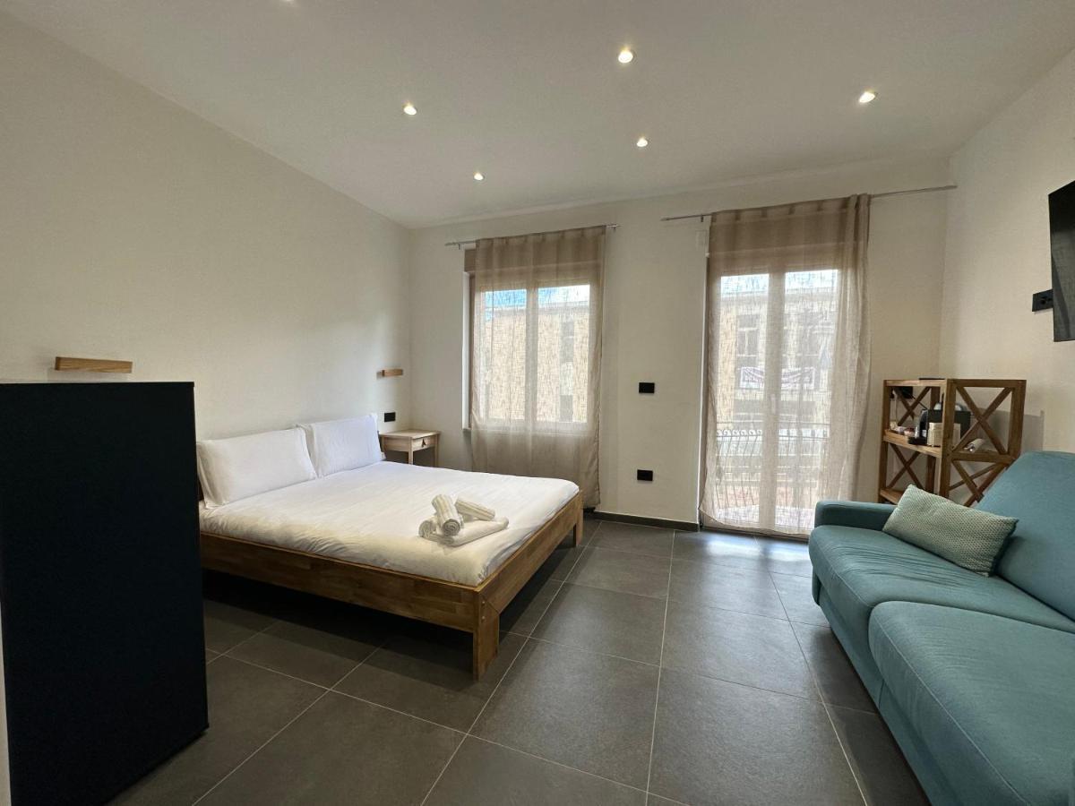 Ng Guest House Il Gallura Olbia Bagian luar foto