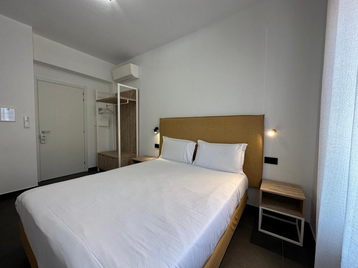 Ng Guest House Il Gallura Olbia Bagian luar foto