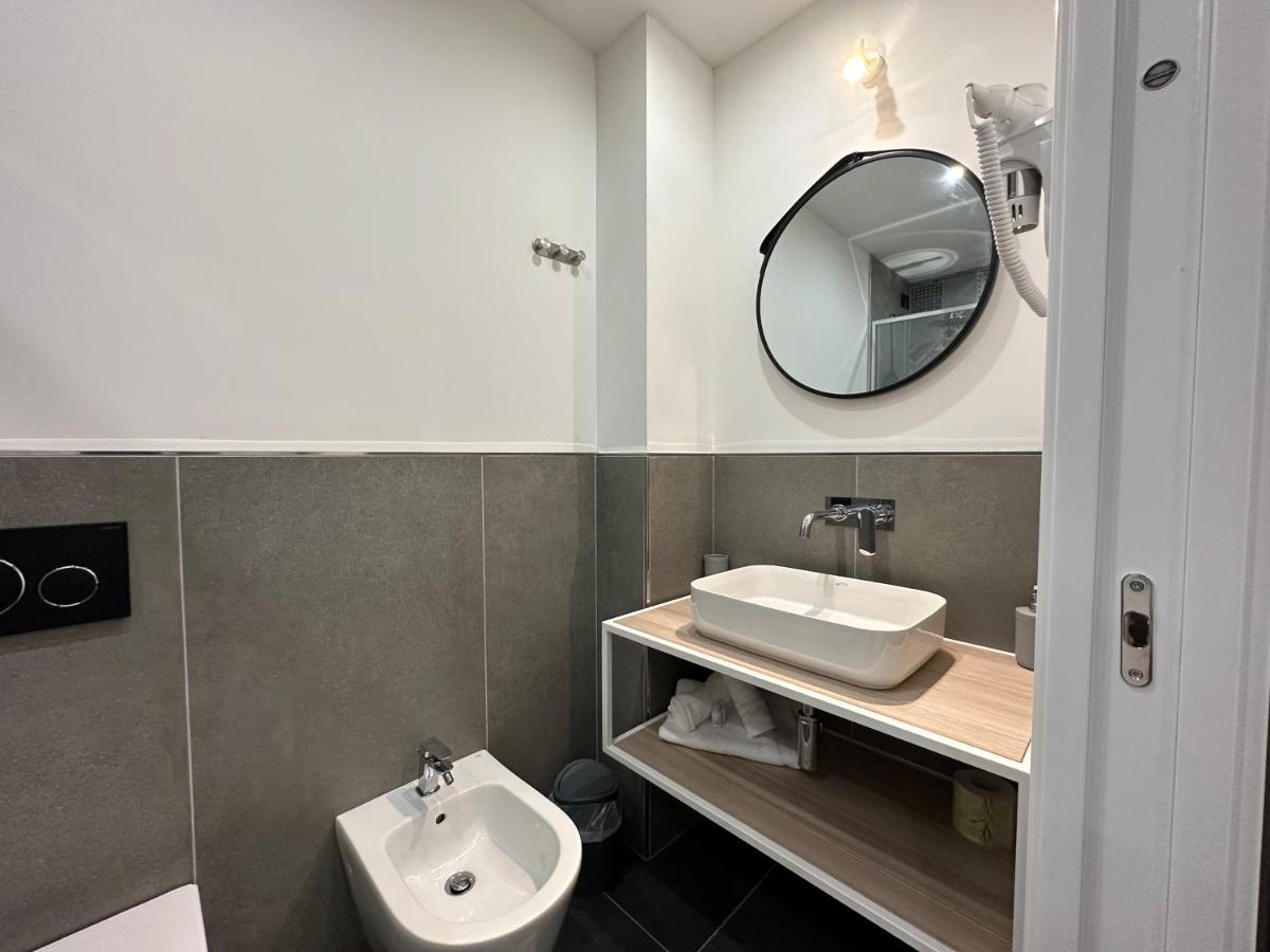 Ng Guest House Il Gallura Olbia Bagian luar foto
