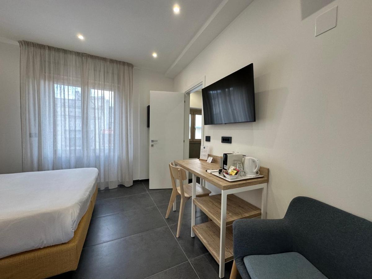 Ng Guest House Il Gallura Olbia Bagian luar foto