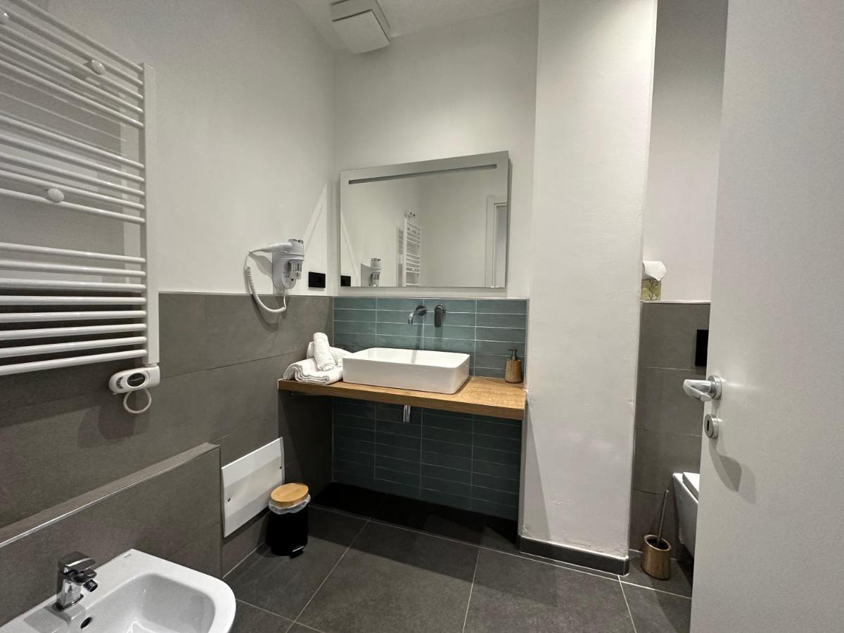 Ng Guest House Il Gallura Olbia Bagian luar foto