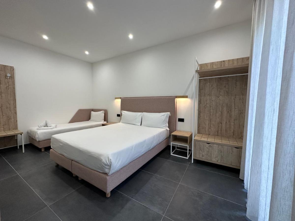 Ng Guest House Il Gallura Olbia Bagian luar foto